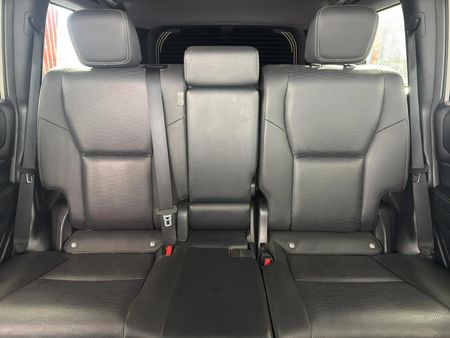 2025-Toyota-Land-Cruiser-Prado-VX-R-28GD-Auto_8
