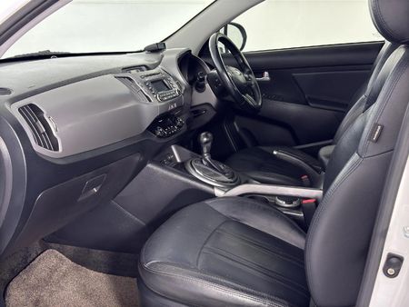 2015-Kia-Sportage-20-CRDi-Auto_9