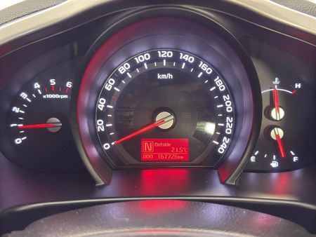2015-Kia-Sportage-20-CRDi-Auto_7