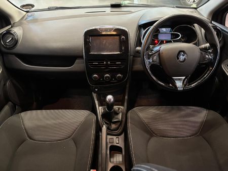 2015-Renault-Clio-IV-900T-Expression-5-dr-66kW_9