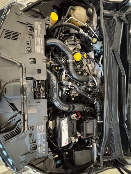 2015-Renault-Clio-IV-900T-Expression-5-dr-66kW_12
