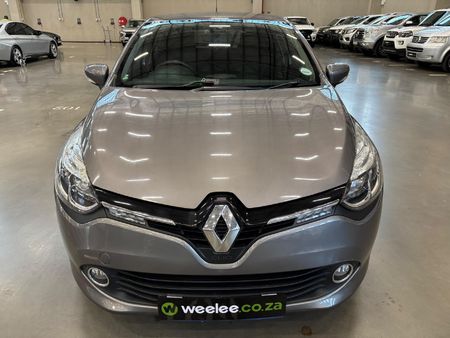 2015-Renault-Clio-IV-900T-Expression-5-dr-66kW_7