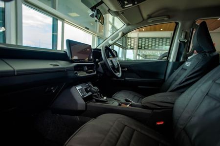2026-Toyota-Hilux-28-GD-6-Raider-4x4-Auto-Double-Cab_4