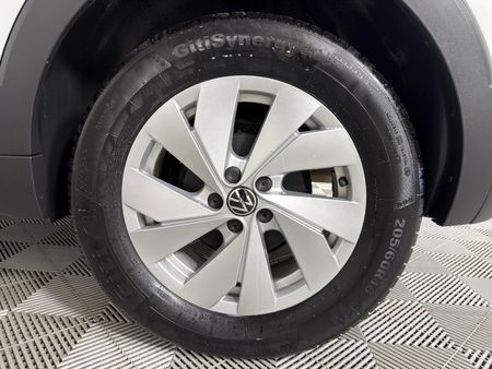 2025-Volkswagen-T-Cross-10-TSI-Comfortline_17