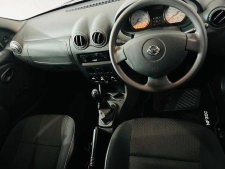 2022-Nissan-NP200-16-AC-Safety-Pack_11