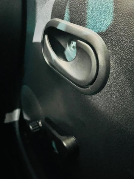 2022-Nissan-NP200-16-AC-Safety-Pack_16