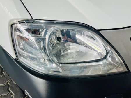 2022-Nissan-NP200-16-AC-Safety-Pack_2