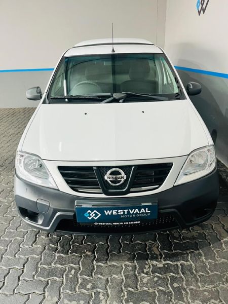 2022-Nissan-NP200-16-AC-Safety-Pack_3