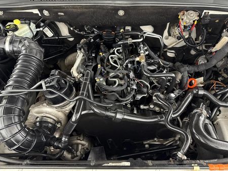 2013-Volkswagen-Amarok-20-BiTDI-Highline-132kW-4Motion-Auto-Double-Cab_14