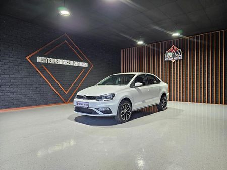 2021-Volkswagen-Polo-GP-16-Comfortline_0
