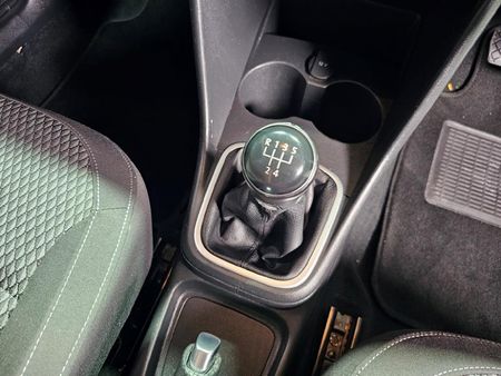 2021-Volkswagen-Polo-GP-16-Comfortline_14
