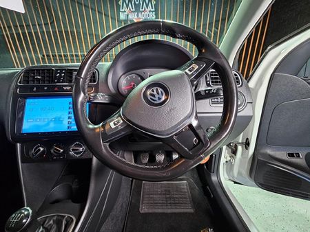 2021-Volkswagen-Polo-GP-16-Comfortline_18