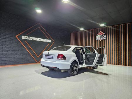 2021-Volkswagen-Polo-GP-16-Comfortline_25
