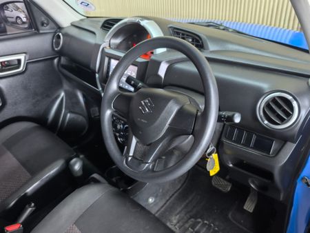 2020-Suzuki-S-Presso-10-S-Edition-Auto_6