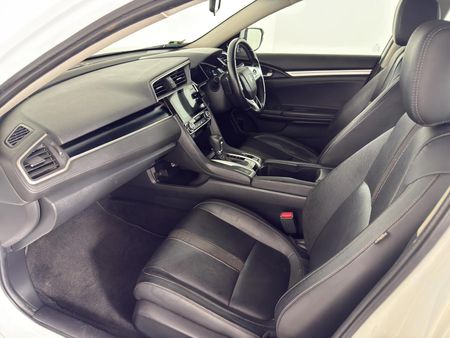2022-Honda-Civic-18-Elegance-Auto_9