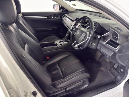 2022-Honda-Civic-18-Elegance-Auto_10