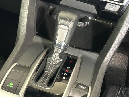 2022-Honda-Civic-18-Elegance-Auto_11