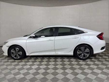2022-Honda-Civic-18-Elegance-Auto_5