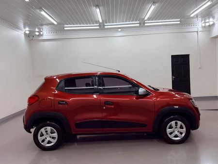 2017-Renault-Kwid-10_3