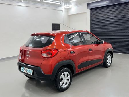 2017-Renault-Kwid-10_5