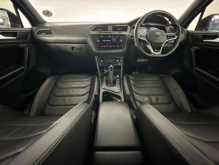 2021-Volkswagen-Tiguan-14-TSI-R-Line-DSG-Auto-110kW_6