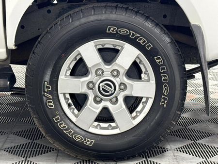 2017-Nissan-NP300-24i-Hi-Rider-Double-Cab_19