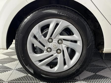 2022-Hyundai-Grand-i10-10-Motion-Cargo-PV_14