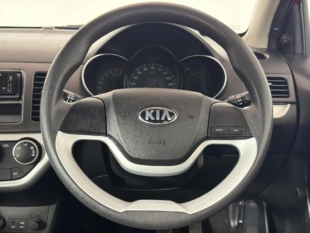 2016-Kia-Picanto-12-LS_13