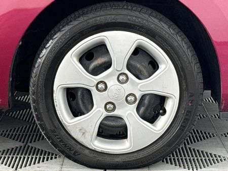 2016-Kia-Picanto-12-LS_17