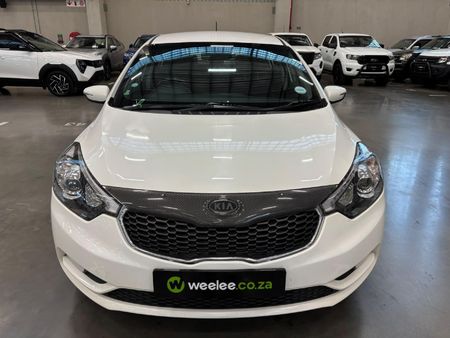 2014-Kia-Cerato-16-EX-5-dr_7