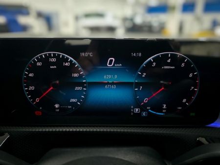 2022-Mercedes-Benz-A-Class-A-250-AMG-Auto_21