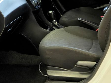 2024-Suzuki-Ciaz-15-GL-Auto_10