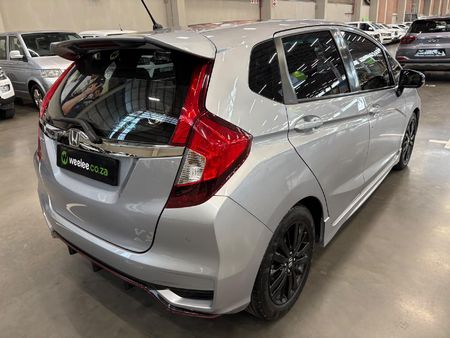 2018-Honda-Jazz-15-Sport-Auto_6