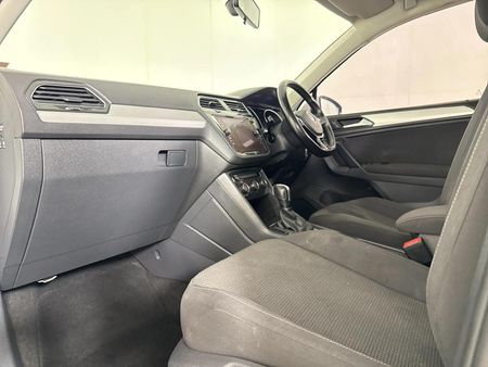 2020-Volkswagen-Tiguan-14-TSI-Trendline-Auto-110kW_9