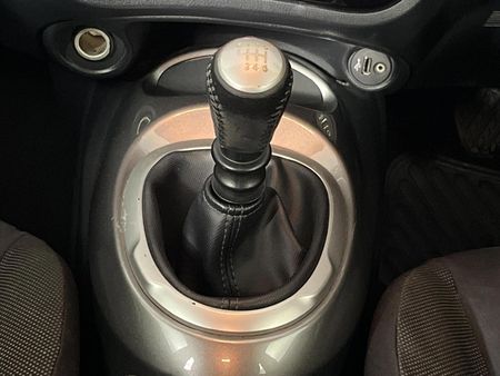 2016-Nissan-Juke-15dCi-Acenta_11