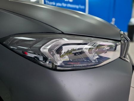 2025-BMW-3-Series-320i-M-Sport-Auto_11