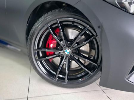 2025-BMW-3-Series-320i-M-Sport-Auto_12