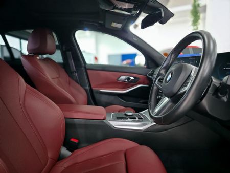2025-BMW-3-Series-320i-M-Sport-Auto_15