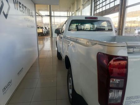 2026-Isuzu-D-Max-250C-Fleetside-Single-Cab_14