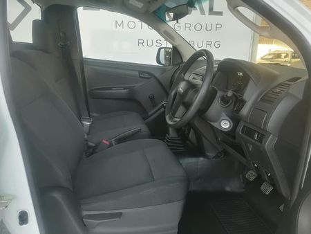 2026-Isuzu-D-Max-250C-Fleetside-Single-Cab_6
