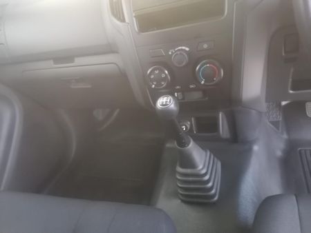 2026-Isuzu-D-Max-250C-Fleetside-Single-Cab_7