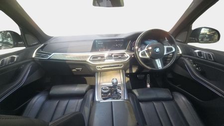 2022-BMW-X5-xDrive30d-M-Sport_11