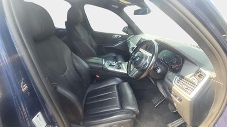 2022-BMW-X5-xDrive30d-M-Sport_13