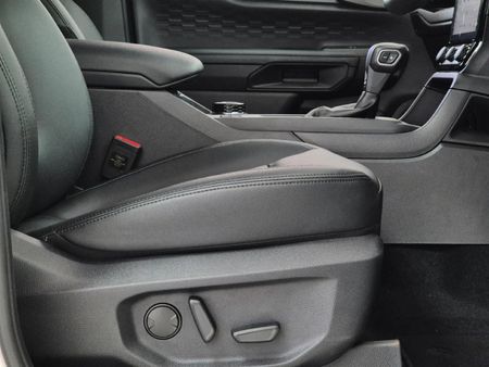 2026-Ford-Everest-20-Sit-Active-4x4-Auto_13