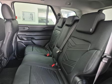 2026-Ford-Everest-20-Sit-Active-4x4-Auto_8