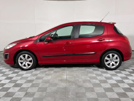 2013-Peugeot-308-16-Comfort-Access_5