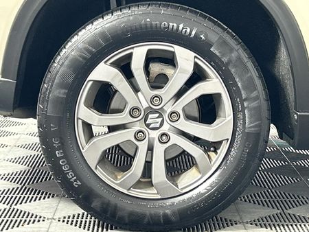 2019-Suzuki-Vitara-16-GL_19