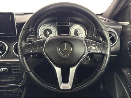2014-Mercedes-Benz-A-Class-A-200-BE-Auto_14