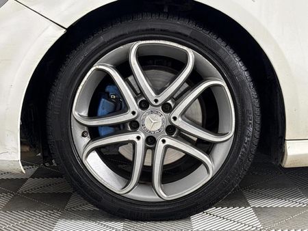 2014-Mercedes-Benz-A-Class-A-200-BE-Auto_17