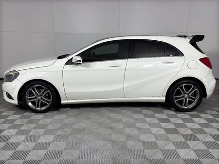 2014-Mercedes-Benz-A-Class-A-200-BE-Auto_5